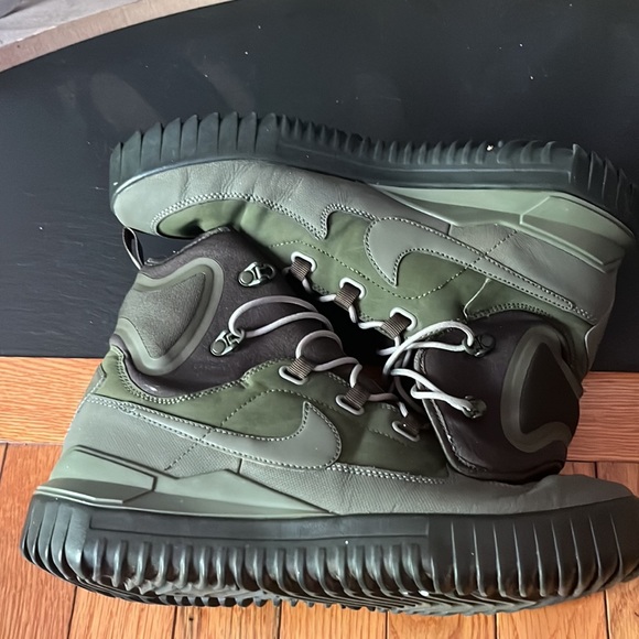 Swap Green Nike Air Boots main image 4